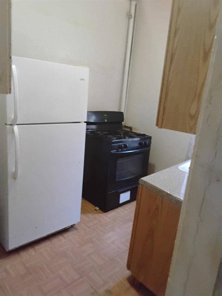 Temporary Room 3 to 6 month furnish