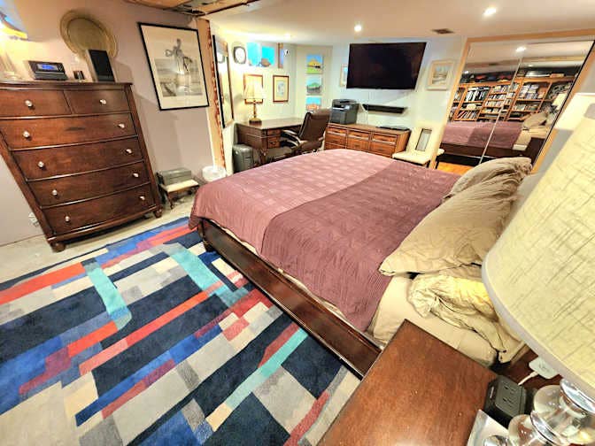 Housemate for Sugarhouse needed
