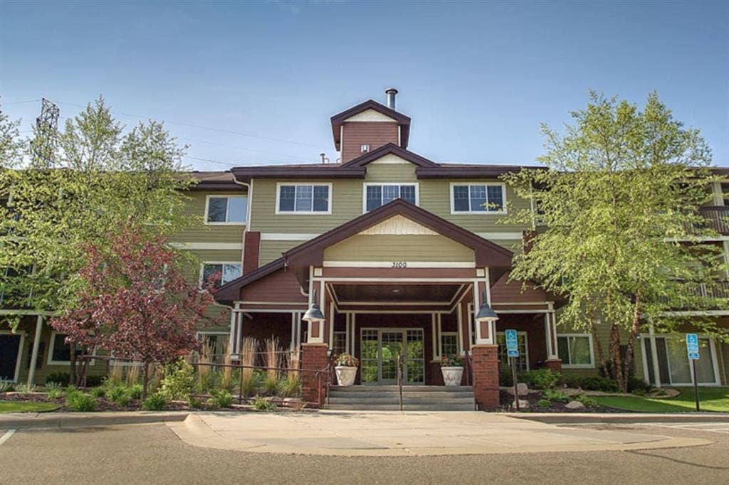 Apartment Complex, Off 694