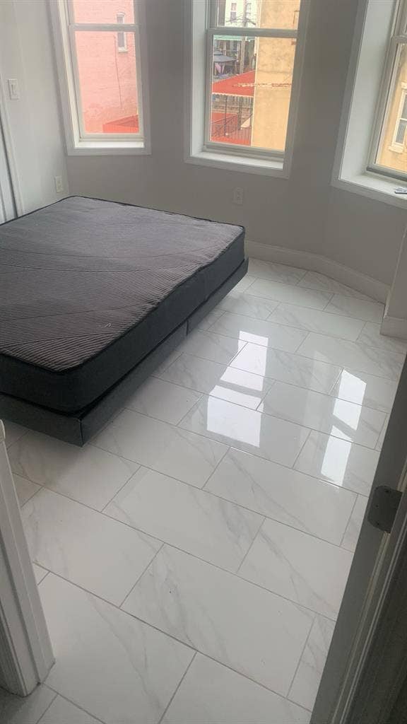 Room Near Colleges and Park