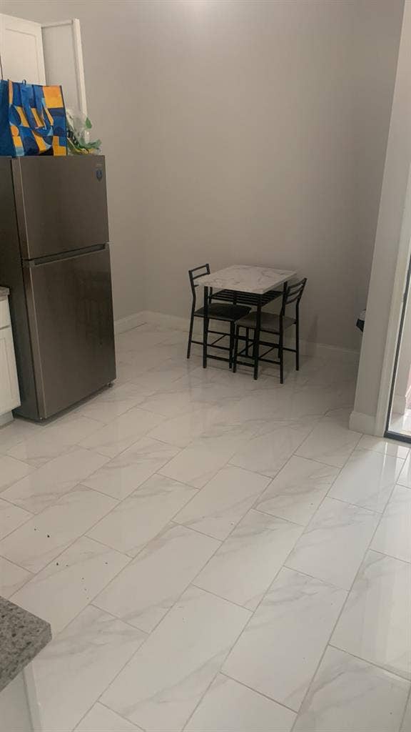 Room Near Colleges and Park