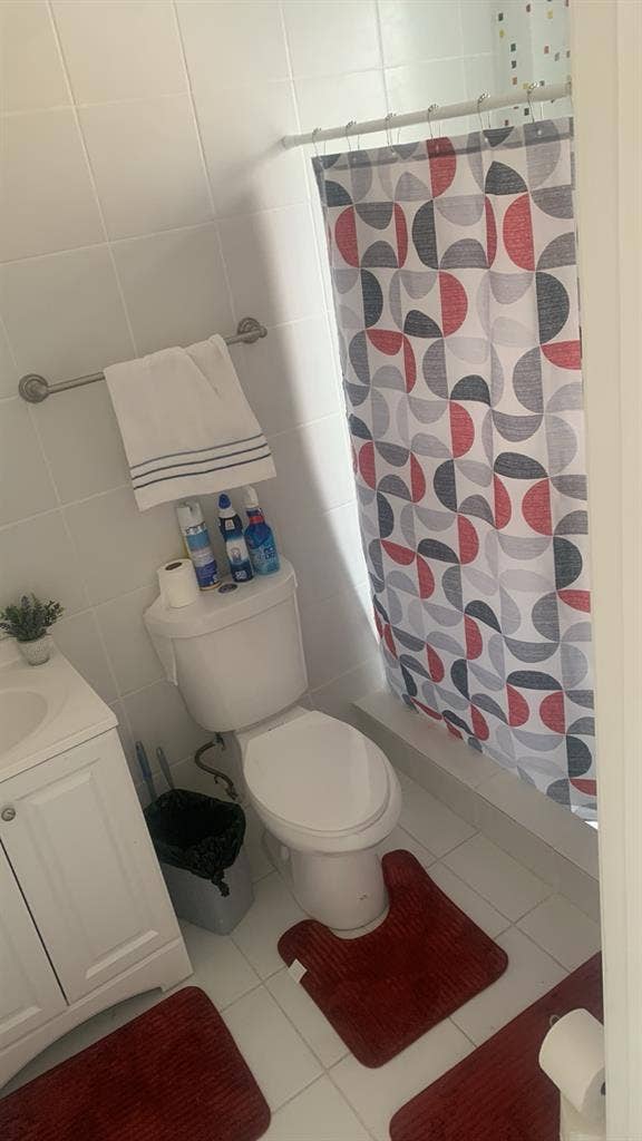 Room Near Colleges and Park
