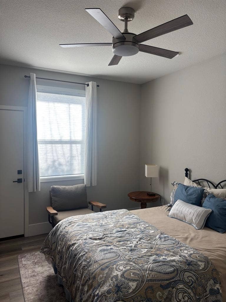 2 Furnished Rooms abailable