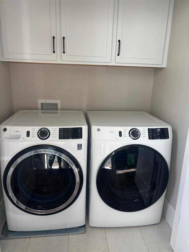 2 Furnished Rooms abailable