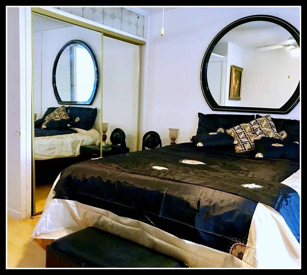 Luxury Waikiki fully furn 1-1/2 bed