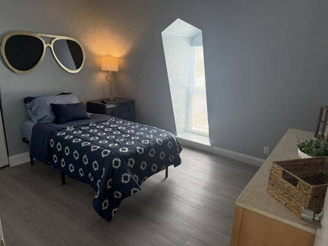 Co-living Home 1 block from Ocean