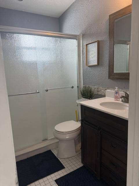 Co-living Home 1 block from Ocean