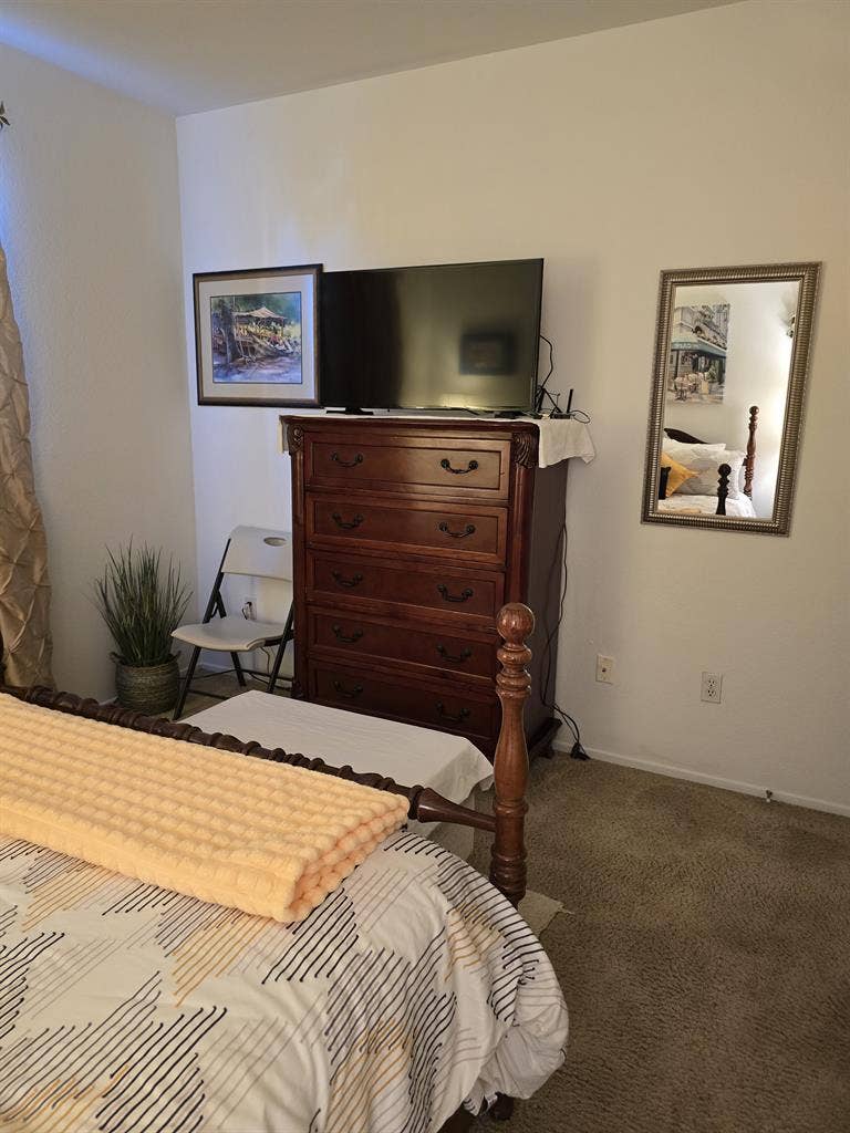 Furnished One Bedroom W/Bathroom