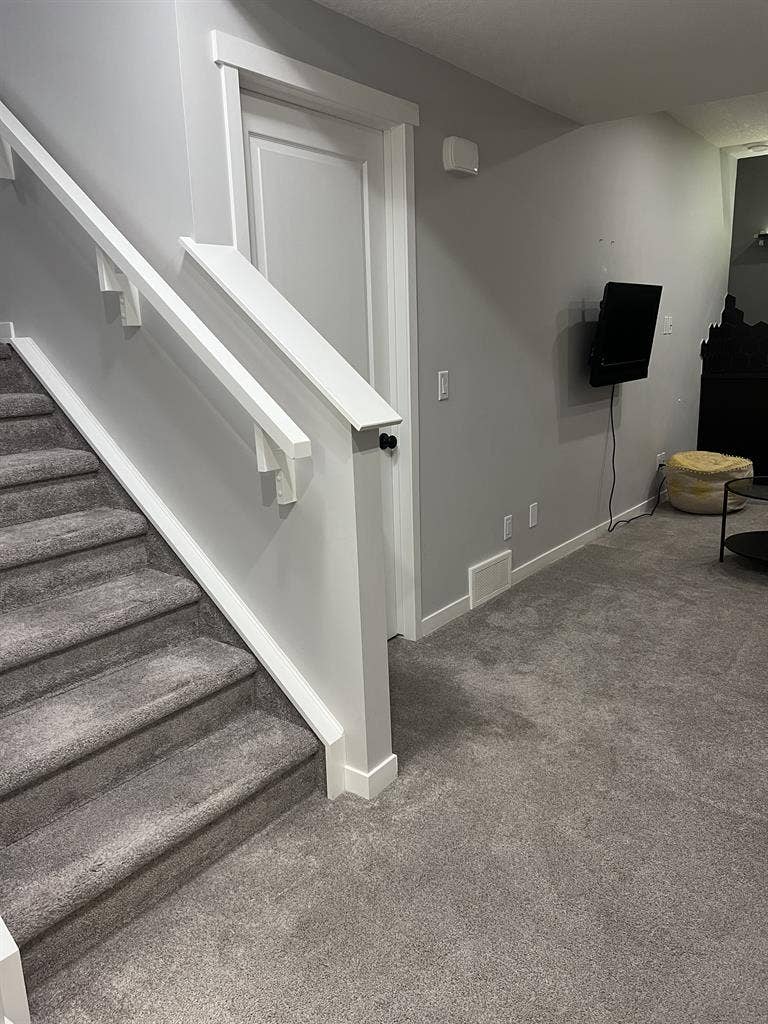 Live in Mahogany (basement suite)