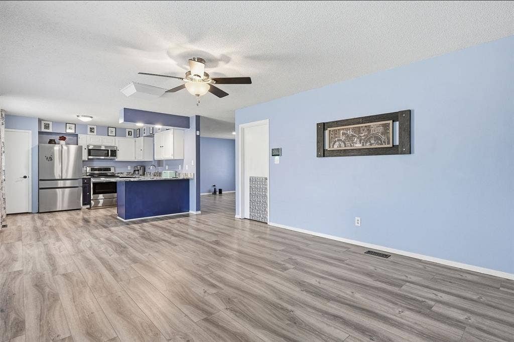Looking for roommates. Pets welcome