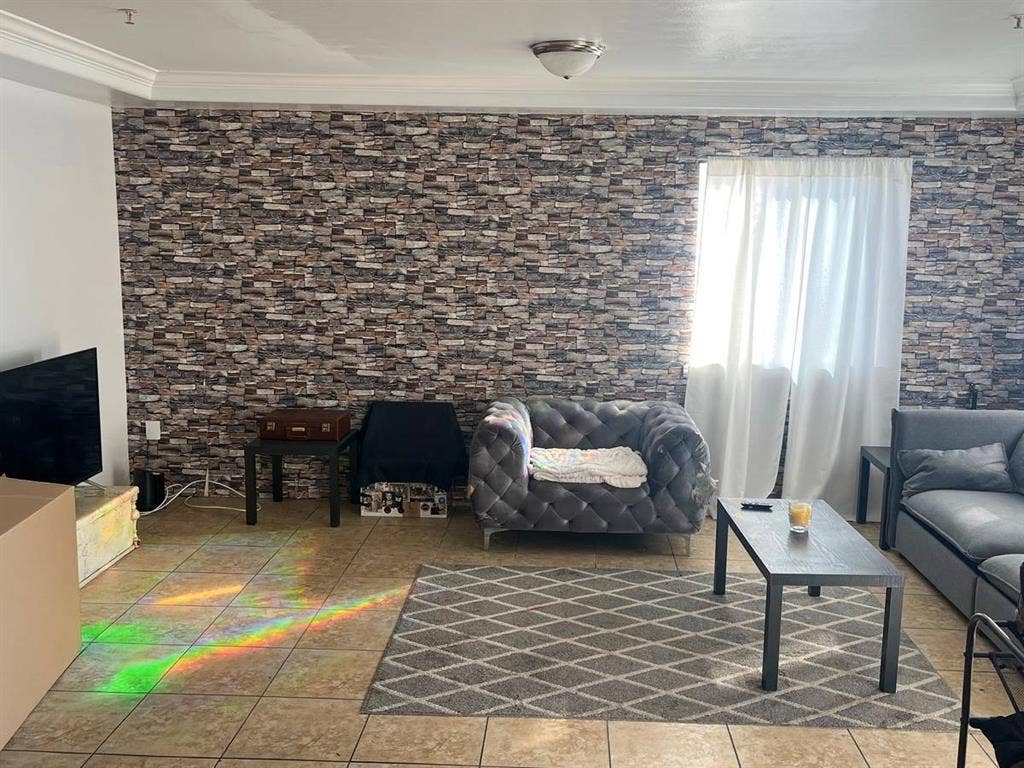 Private Room In South LA