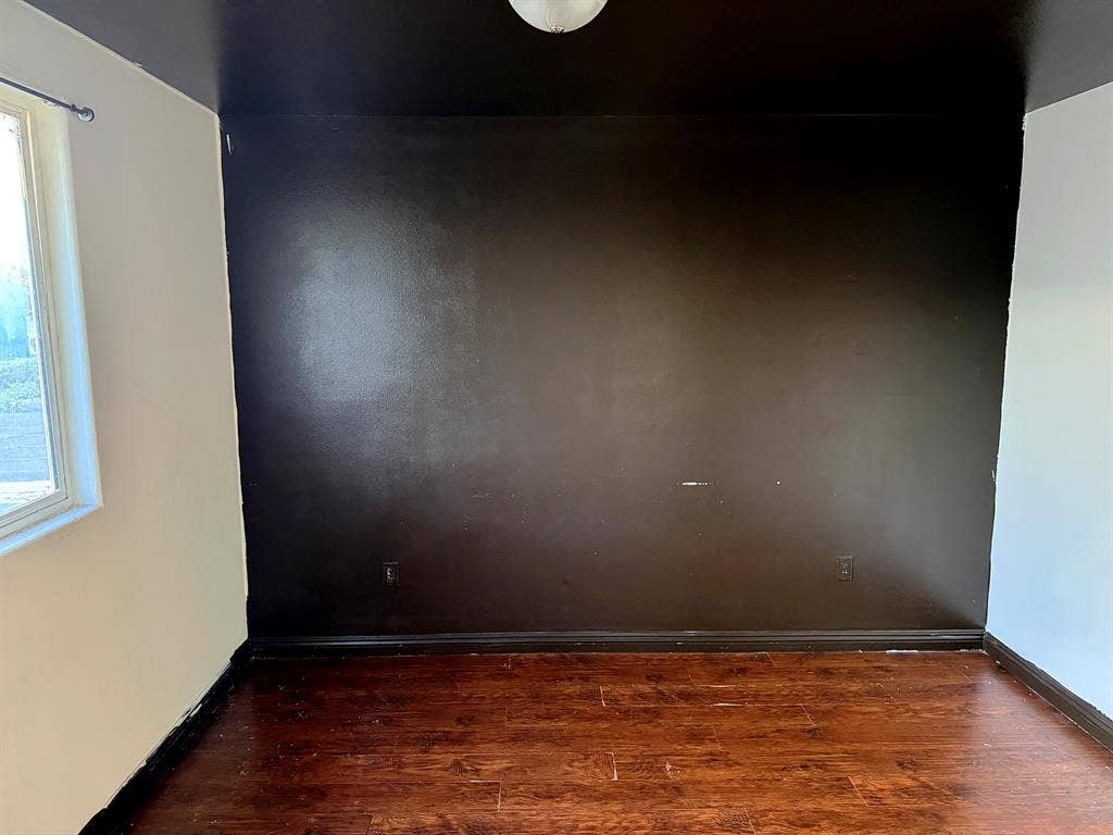 Private Room In South LA