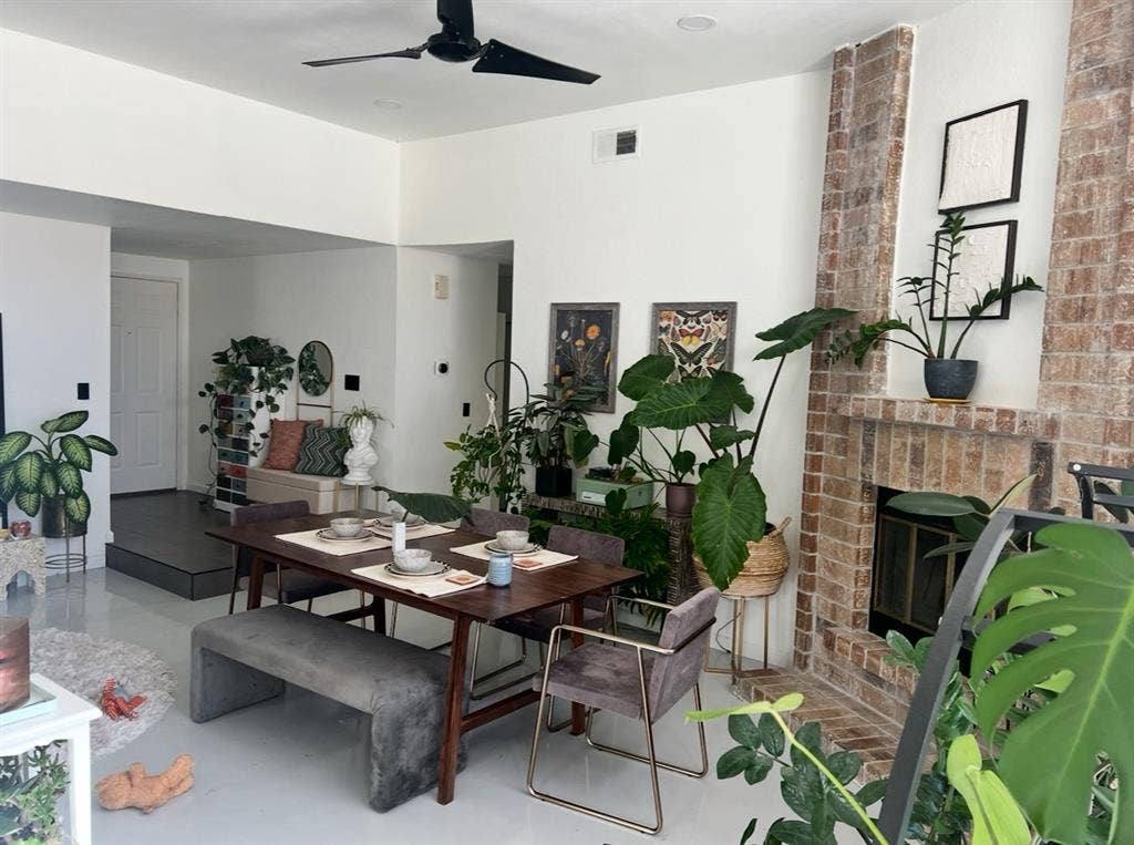 Private room for rent in 95833