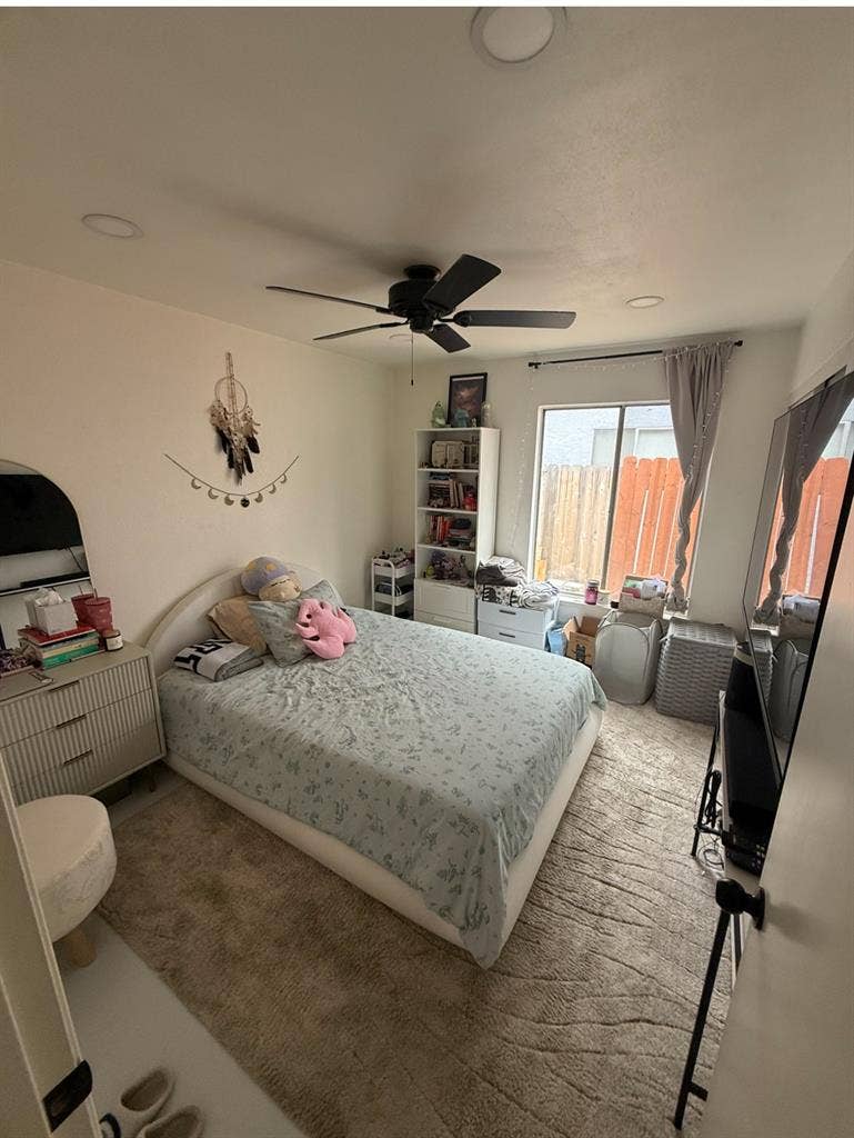 Private room for rent in 95833