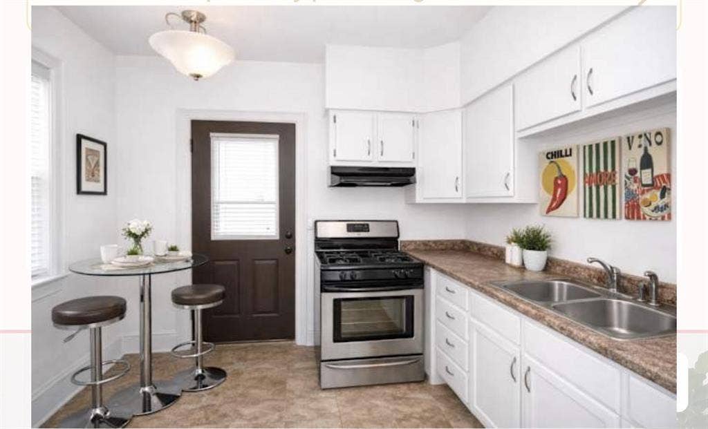 3 rooms available owner occupied