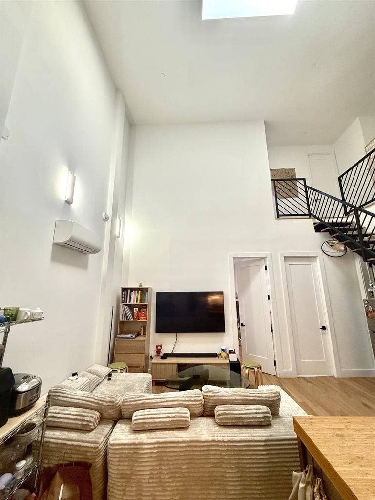 1BR in Williamsburg Apartmentt