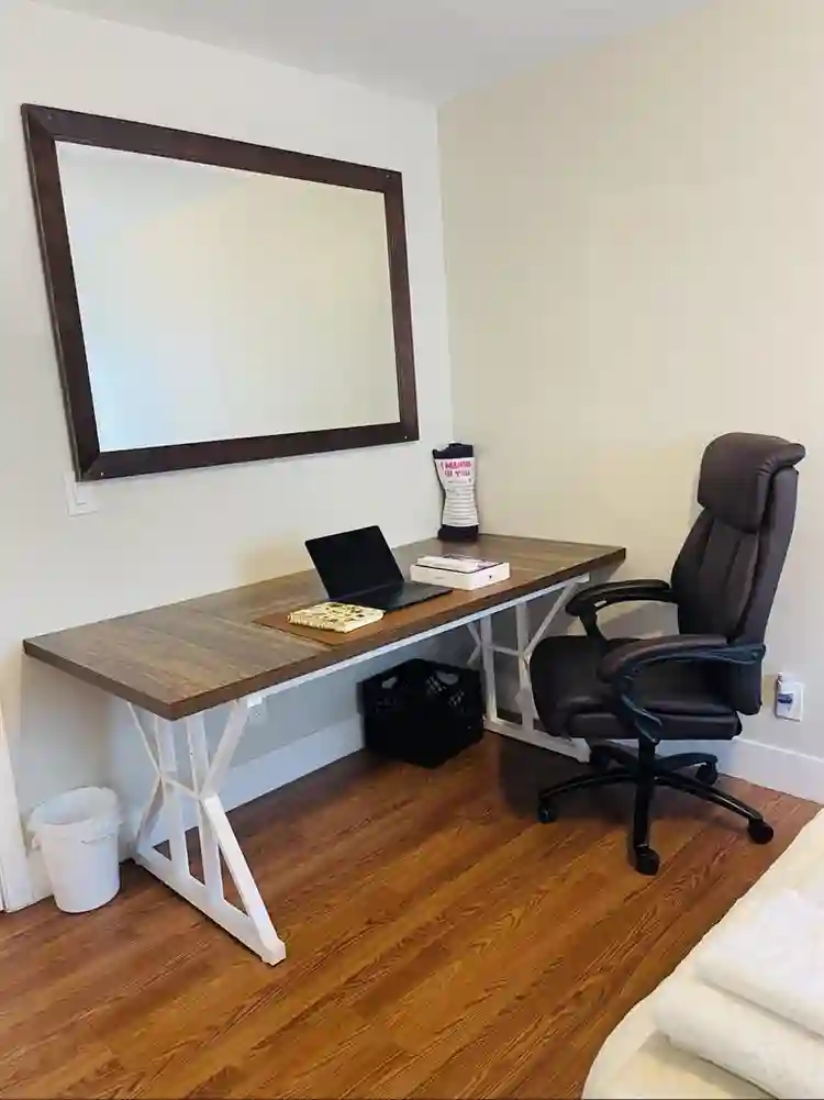 FLEXIBLE LEASE FOR A PRIVATE BED
