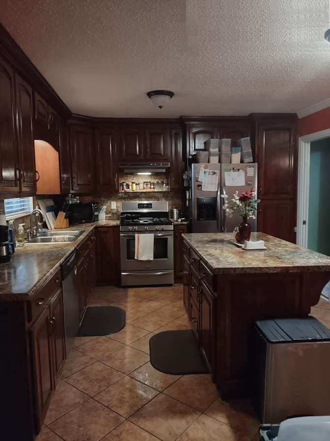 Room in House in Hoover