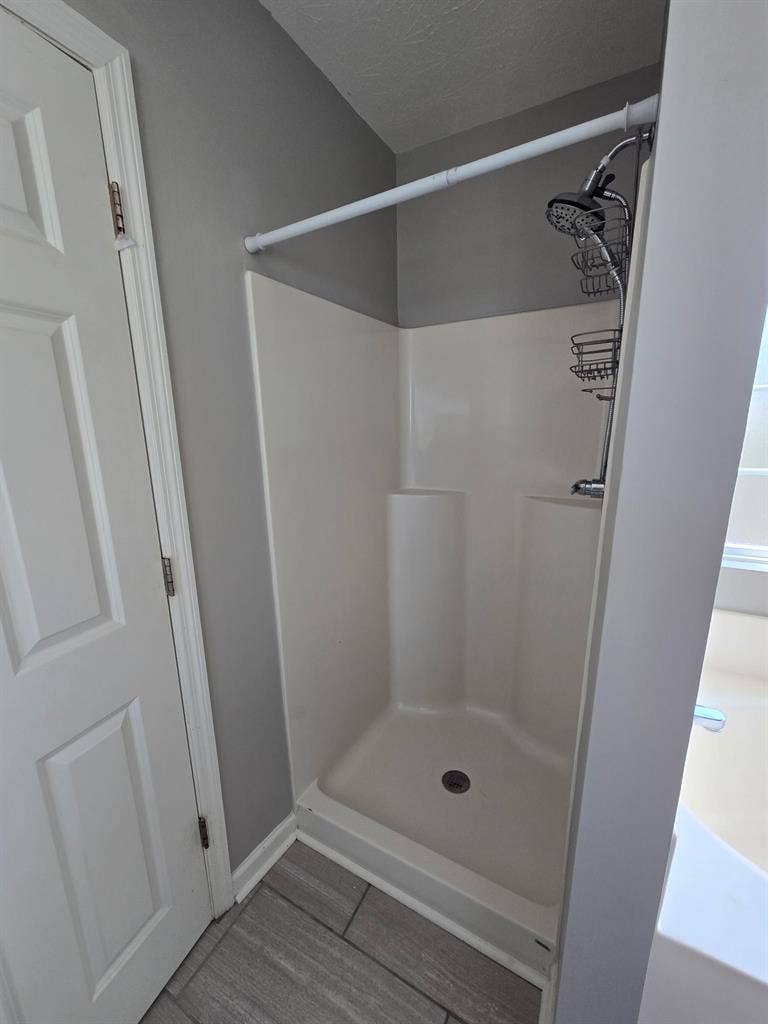 2 bed 3 bath Townhouse For Rent