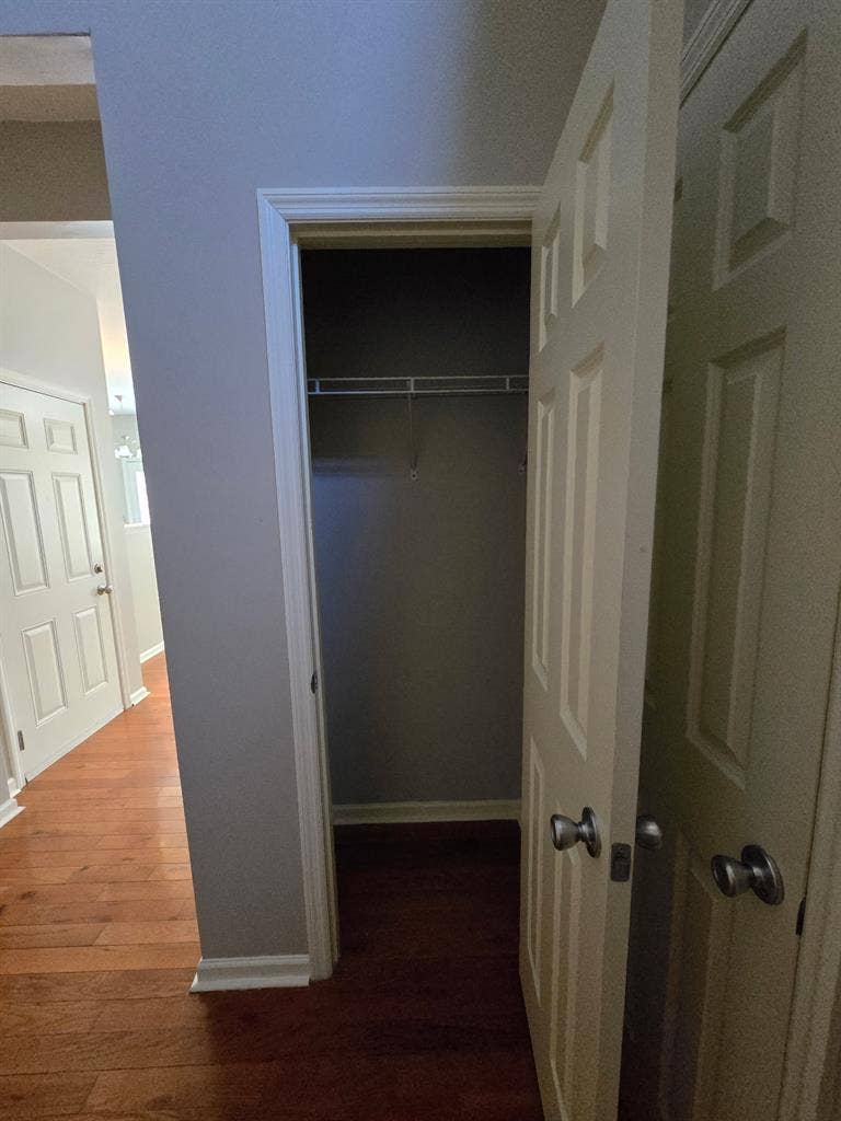 2 bed 3 bath Townhouse For Rent