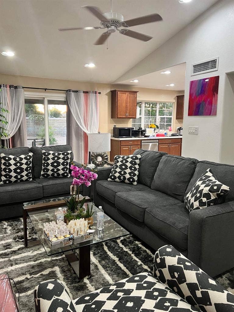 Private room for Rent