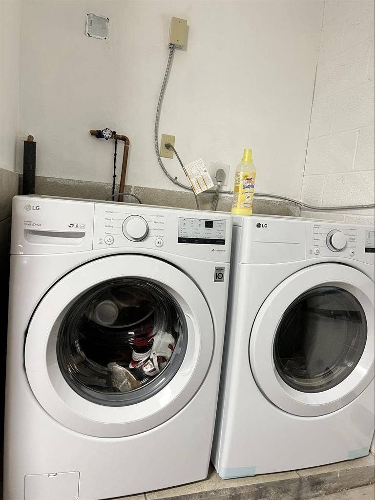 Private room for Rent