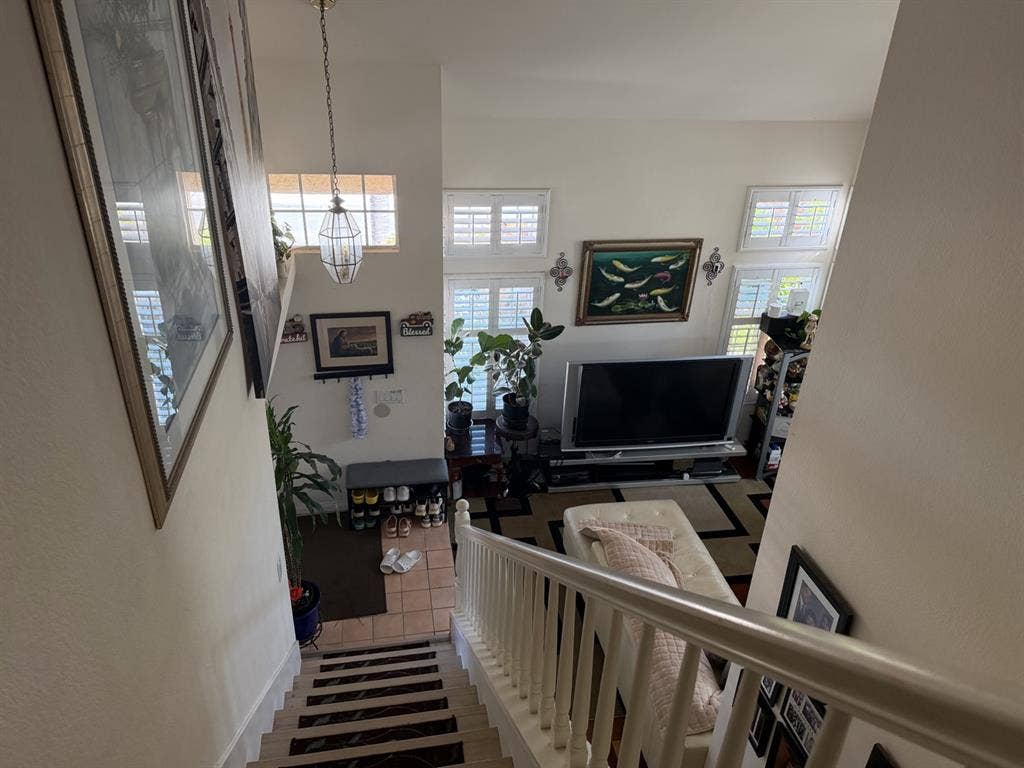 Beautiful home on safe & clean neig