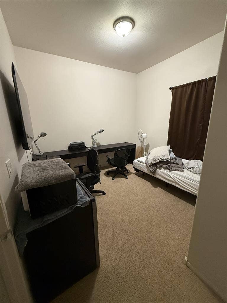 Fastest Internet, Pools, Jacuzzi’s!