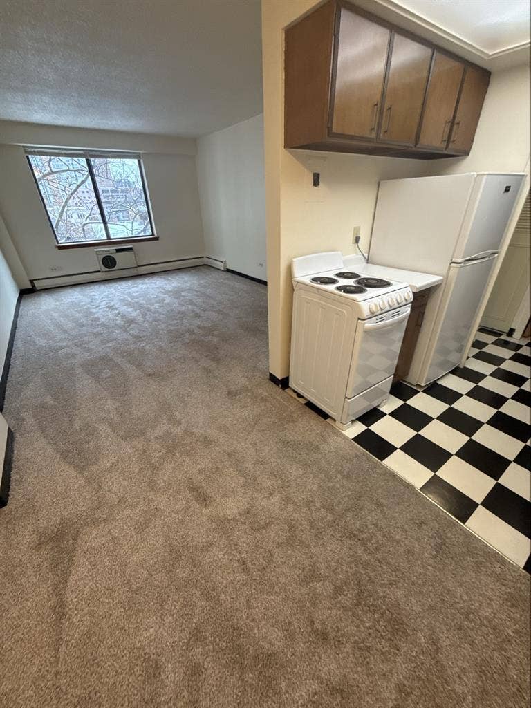 1Bed 1Bath Apartment