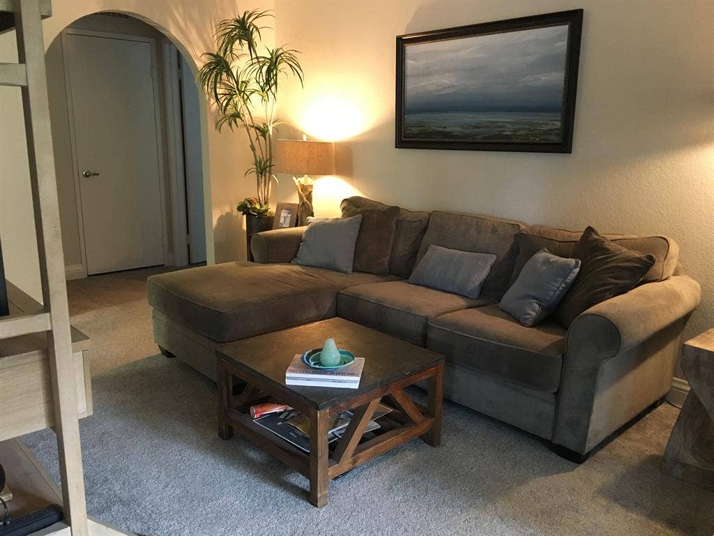 Seeking Roommate | Move in: June 1