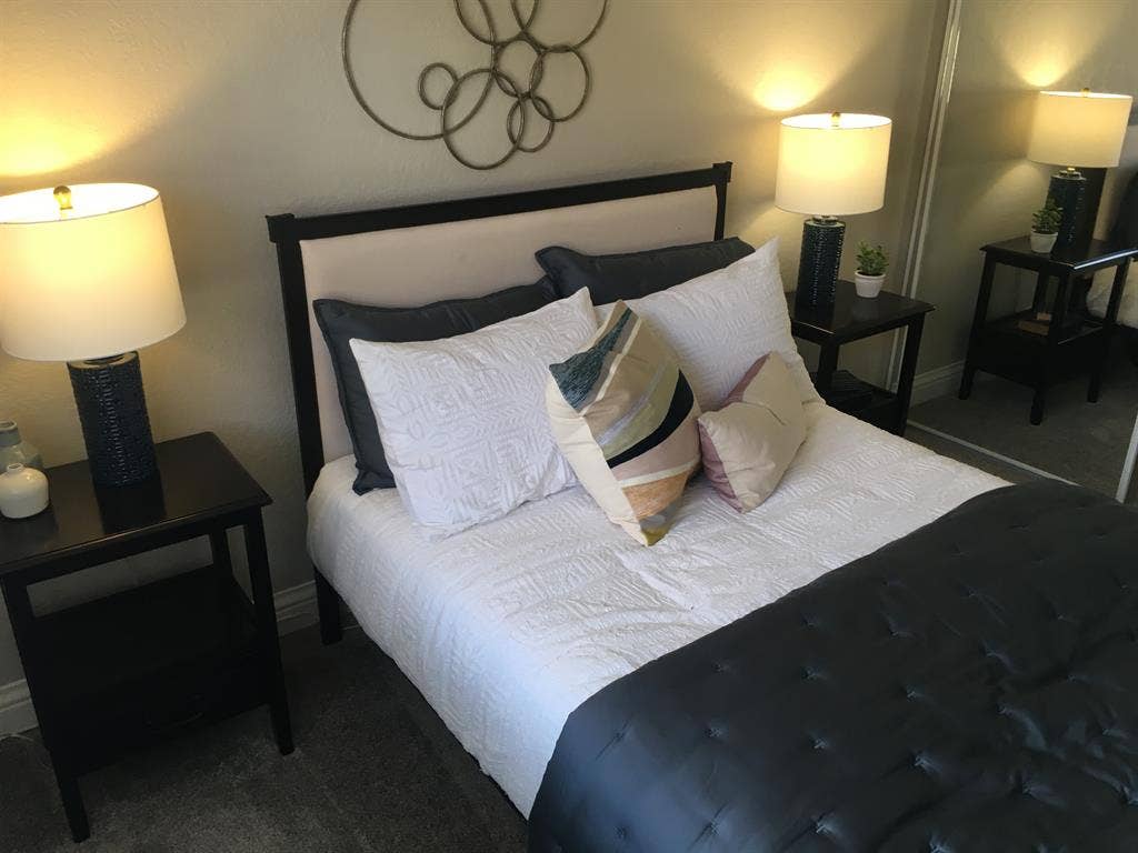 Seeking Roommate | Move in: June 1