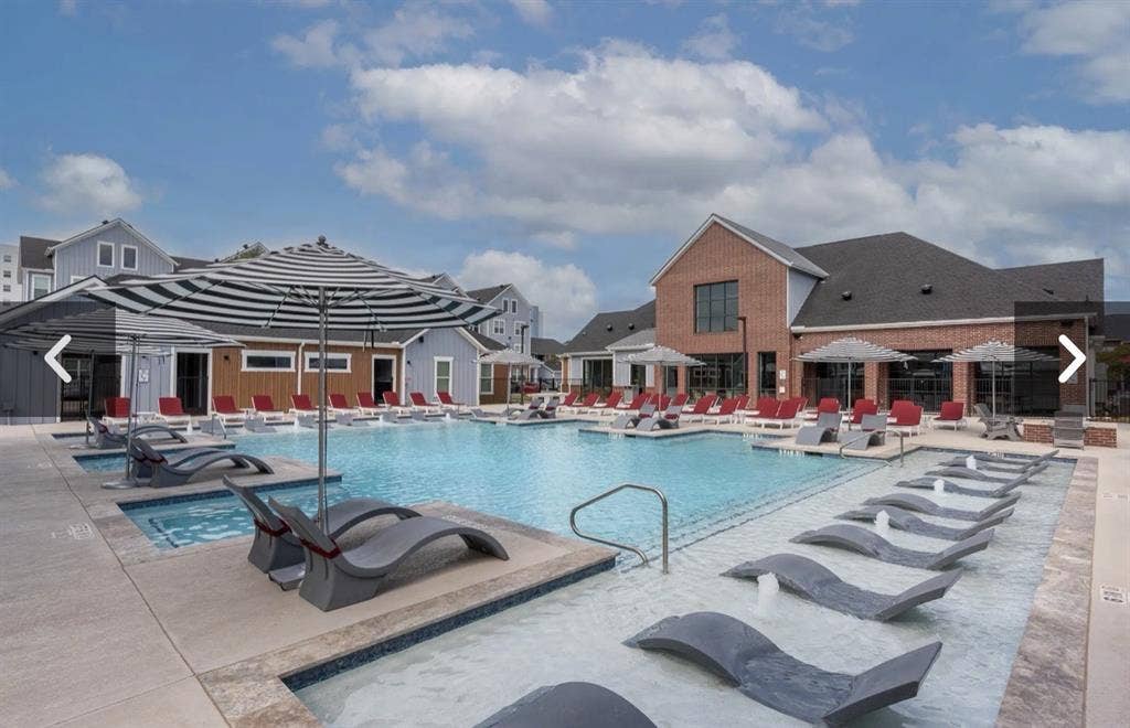 Sublease available!!