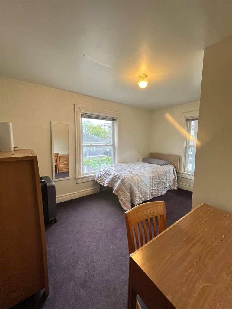 26/27 Lease,