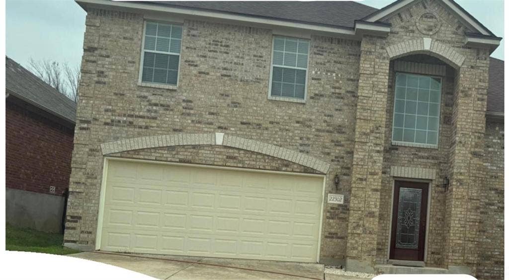 Master Room in Stone Oak 78258