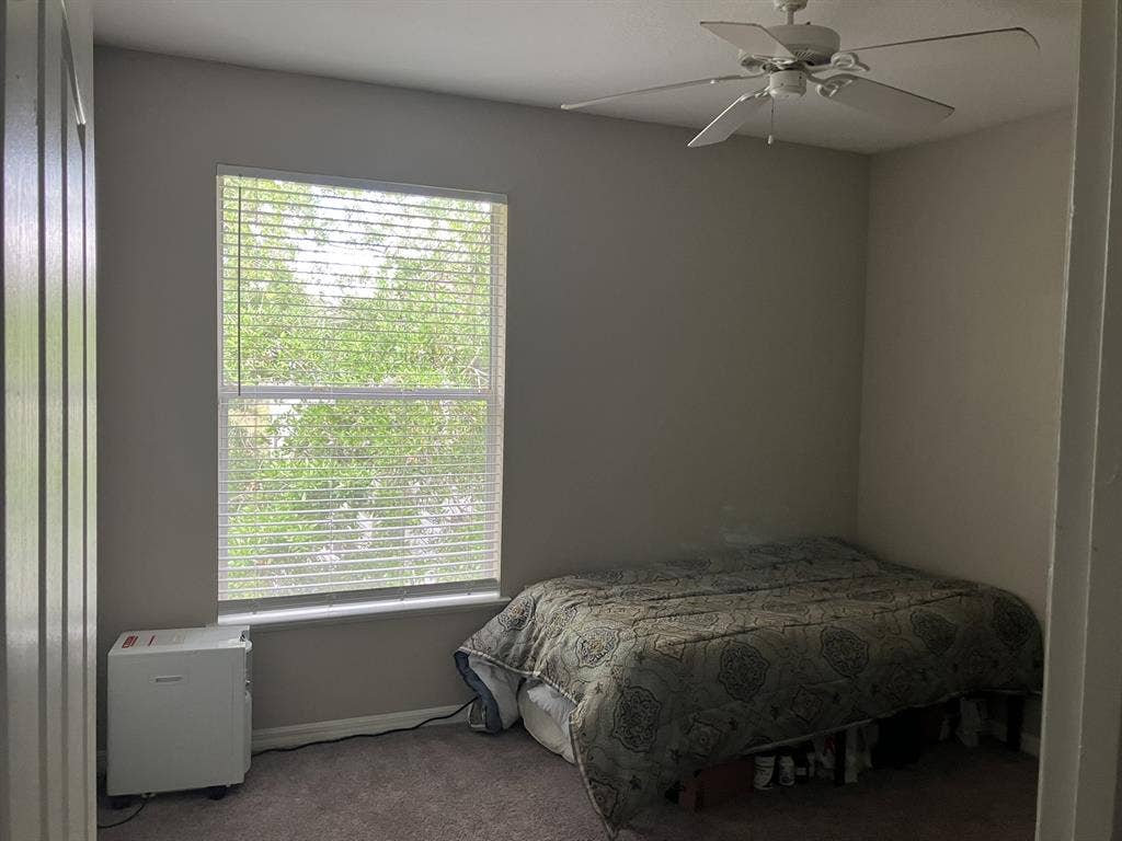 Private Room, Shared Bathroom