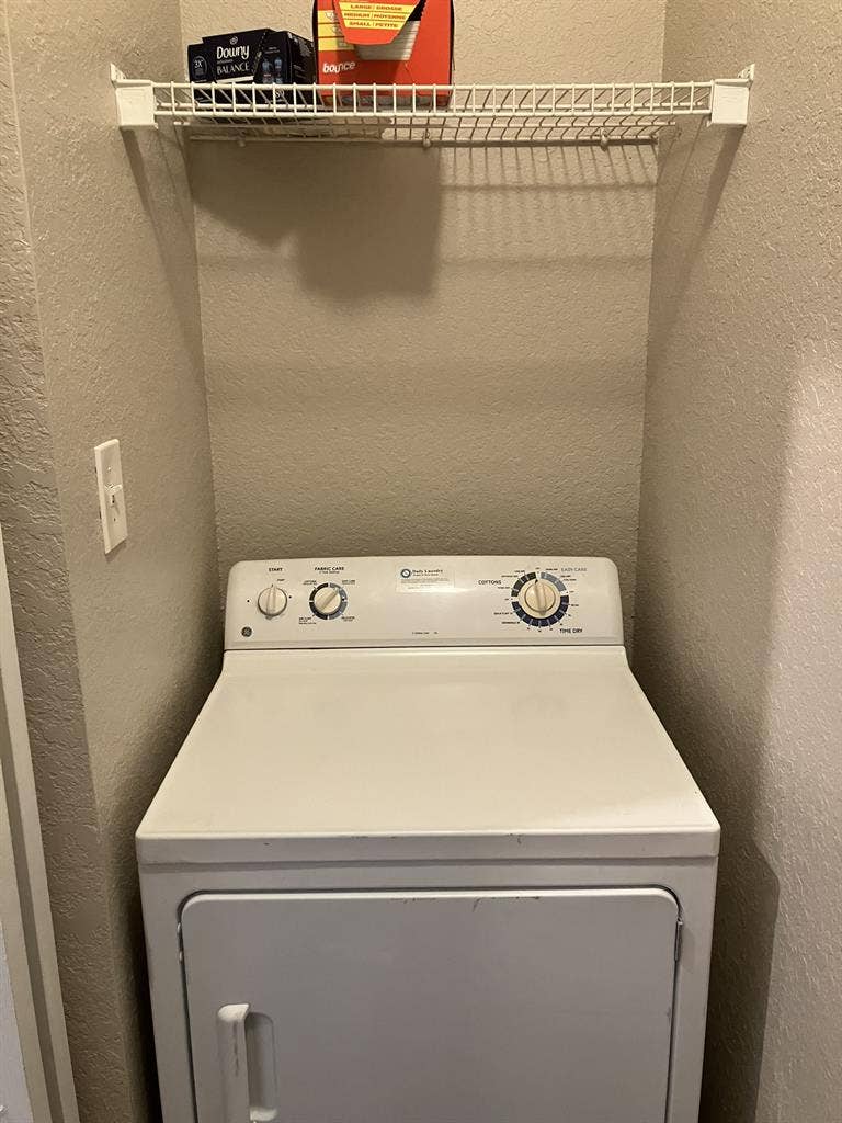 Private Room, Shared Bathroom