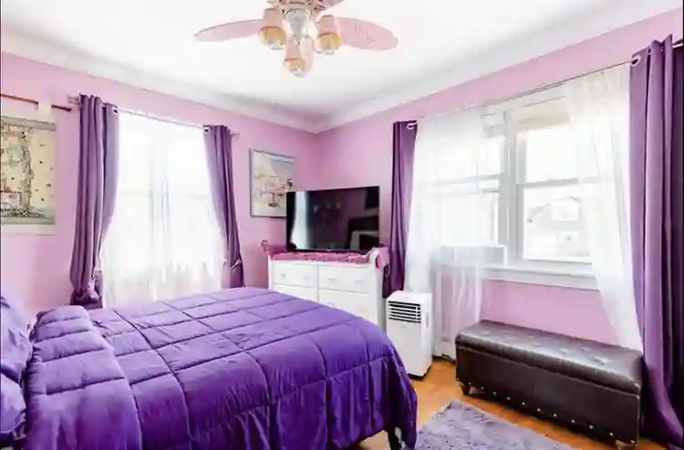Pink room
