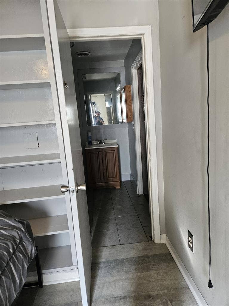 Furnished Room For Rent Walk To ALL