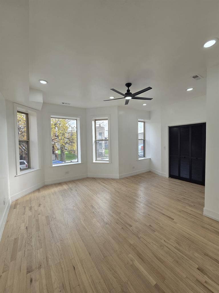 Move in ready 2 bed 1 bath
