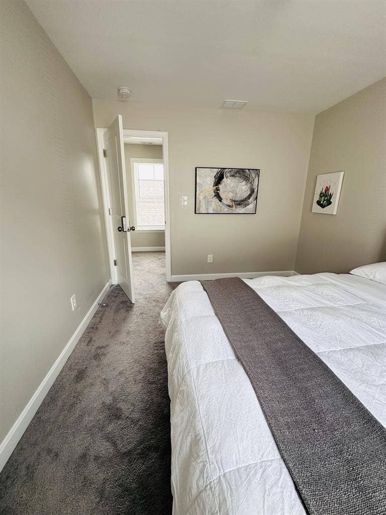 One Bedroom + Utilities + WiFi