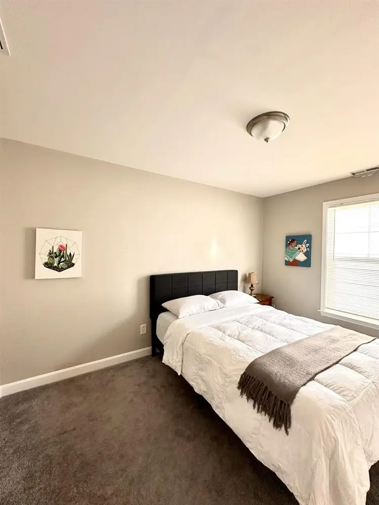 One Bedroom + Utilities + WiFi