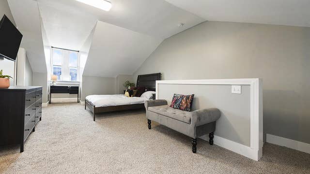 Furnished Private Room @ Bathroom