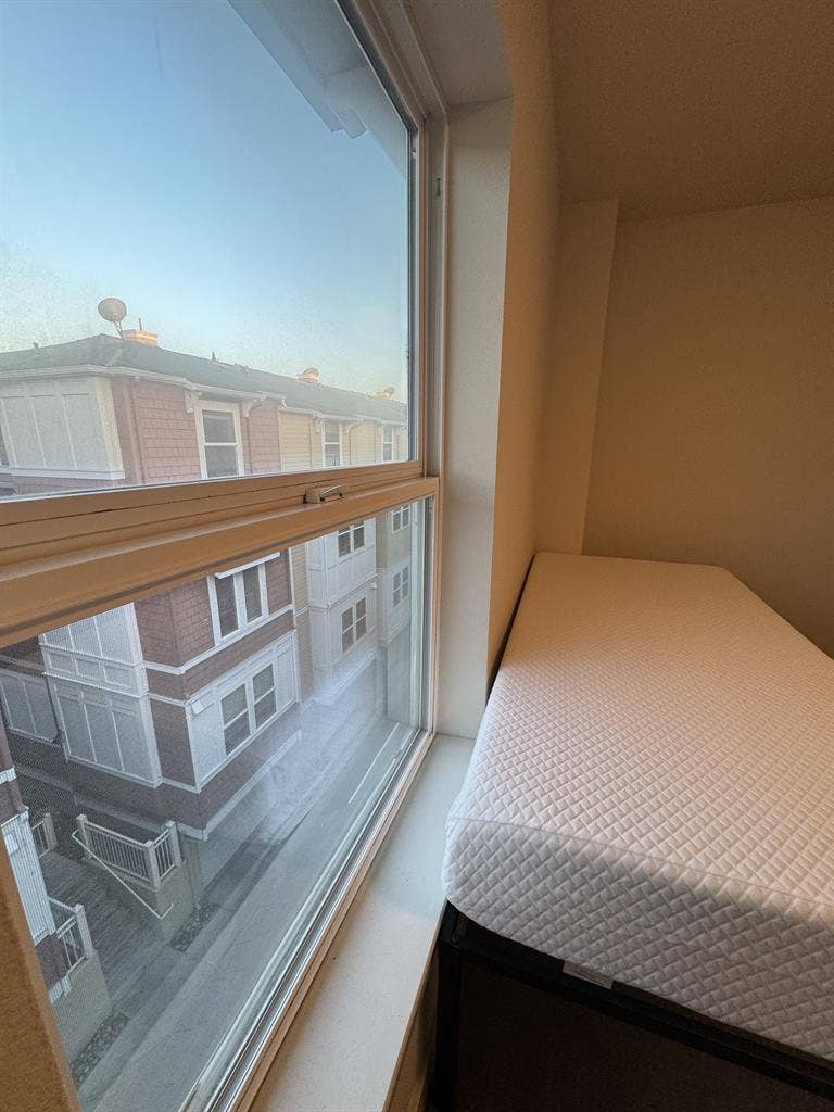 Private room near Diridon Station