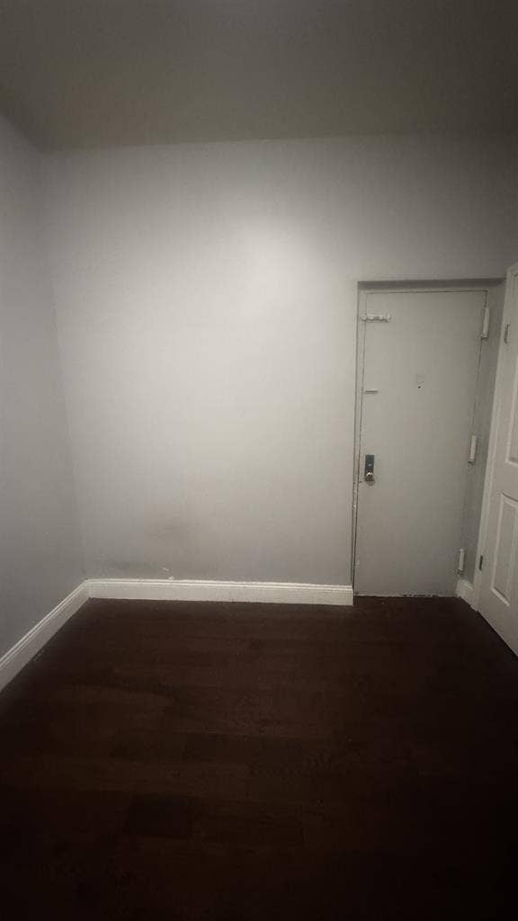 Cozy room for rent