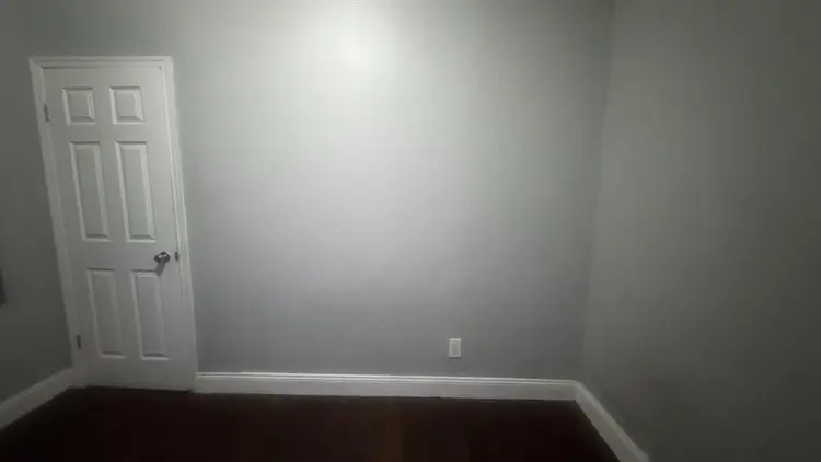 Cozy room for rent