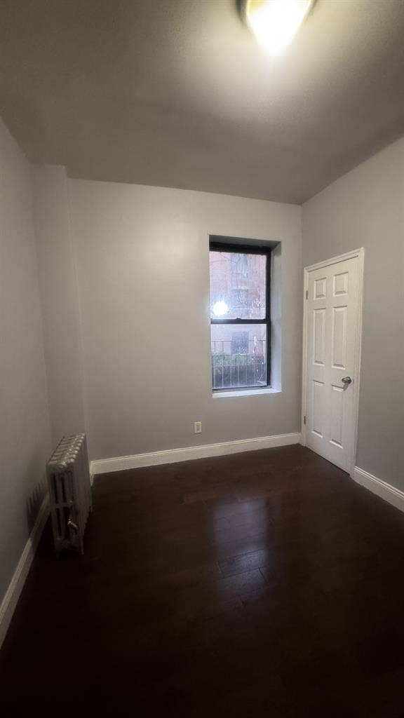 Cozy room for rent