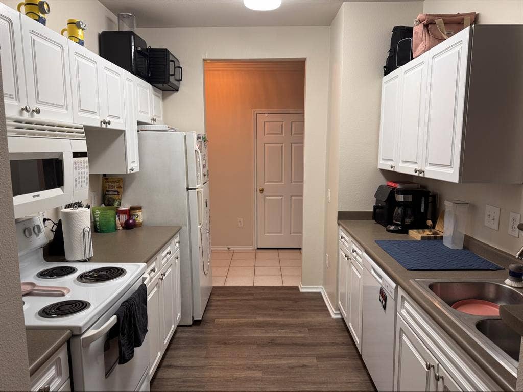 Cary Roommate Wanted