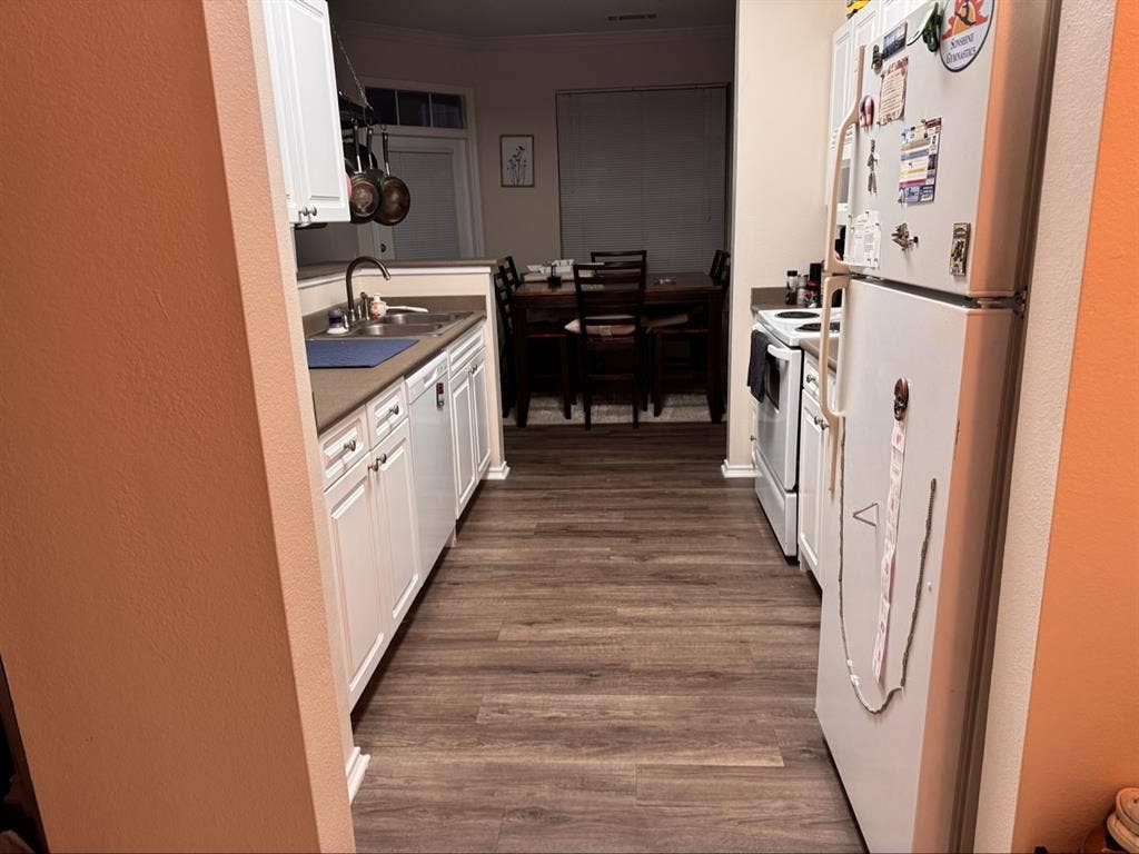Cary Roommate Wanted