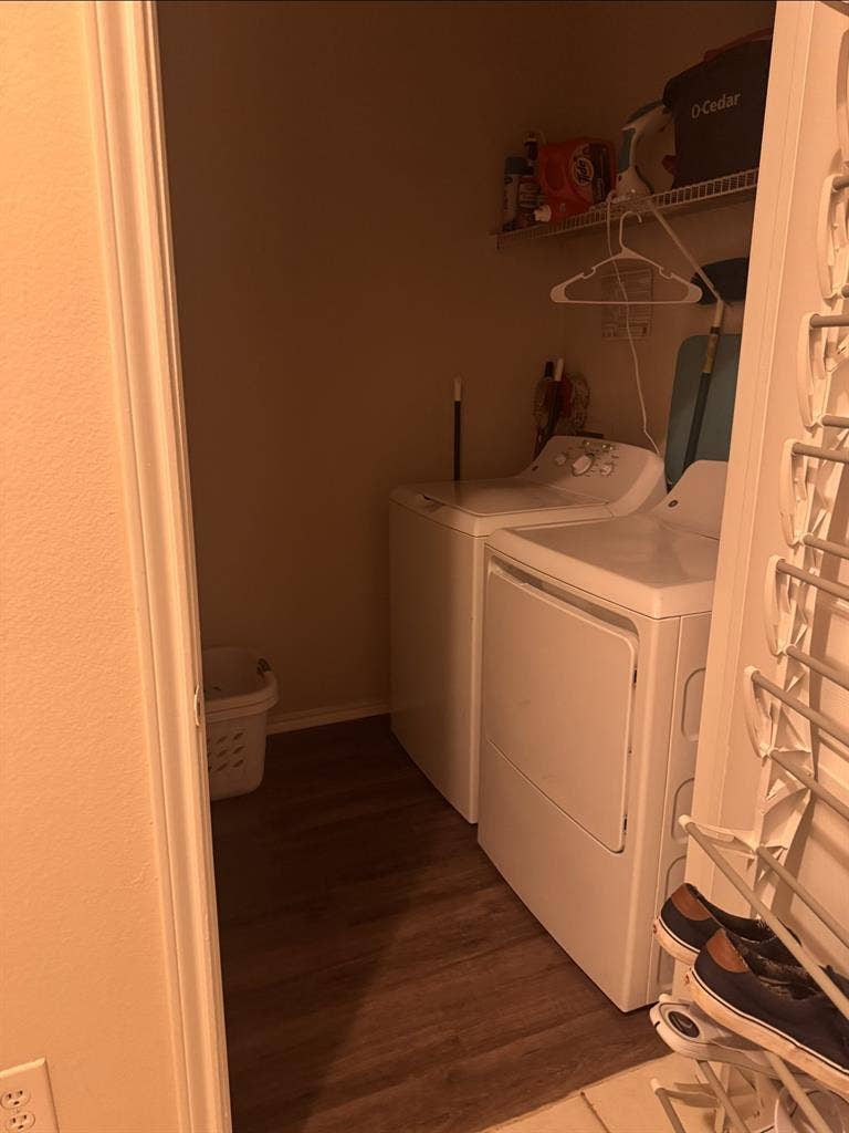 Cary Roommate Wanted