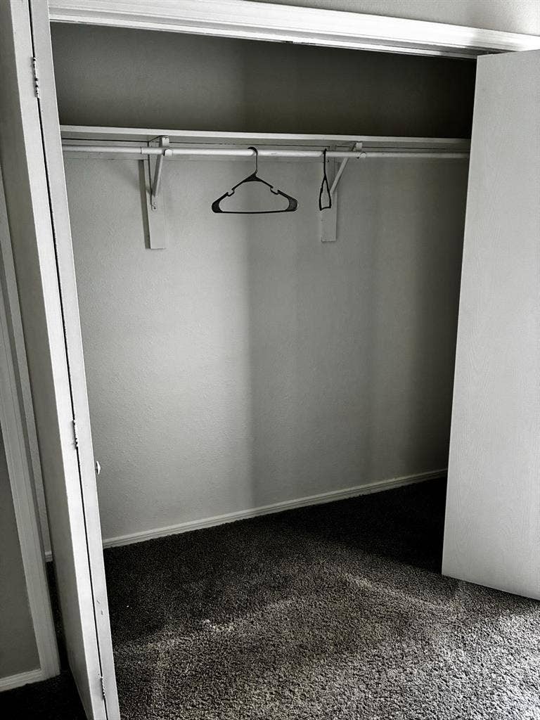 Apartment room for rent!